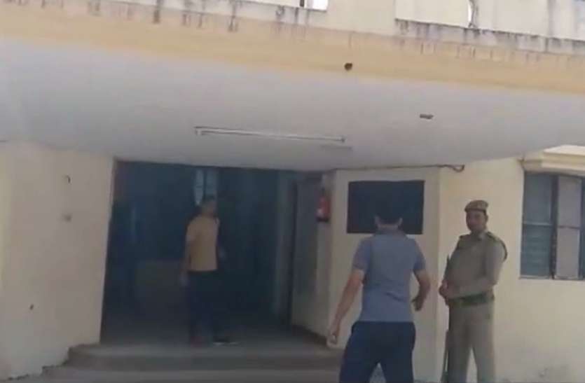 noida.jpg मुस्लिम युवती से 6 माह पहले लव मैरिज करने वाले युवक की हत्या, बॉटेनिकल गार्डन मेट्रो स्टेशन के पास मिला शव