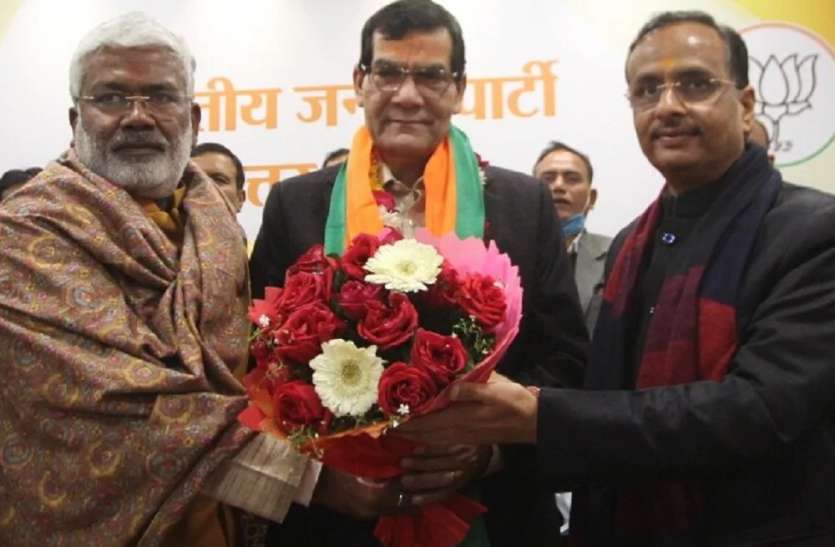 bjp.jpg जानें- कौन हैं अरविंद कुमार शर्मा, बन सकते हैं यूपी के तीसरे डिप्टी सीएम