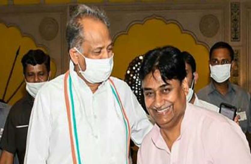 govind dotasara कृषि कानूनों के खिलाफ कांग्रेस का हल्ला बोल, 15 जनवरी को होगा राजभवन का घेराव