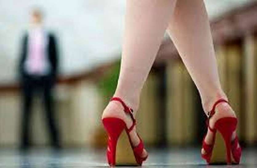 SPA SEX RACKET : AHTU की कार्रवाई के बाद उमरा पुलिस ने की खानापूर्ती SPA SEX RACKET : AHTU की कार्रवाई के बाद उमरा पुलिस ने की खानापूर्ती
