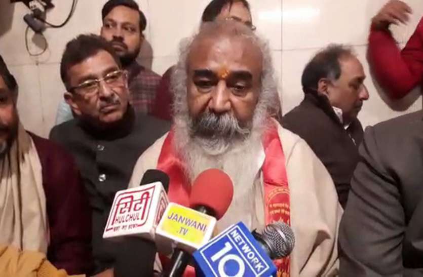meerut.jpg यूपी में ब्राह्मण मुख्यमंत्री के चेहरे पर चुनाव लड़े कांग्रेस: आचार्य प्रमोद कृष्णम
