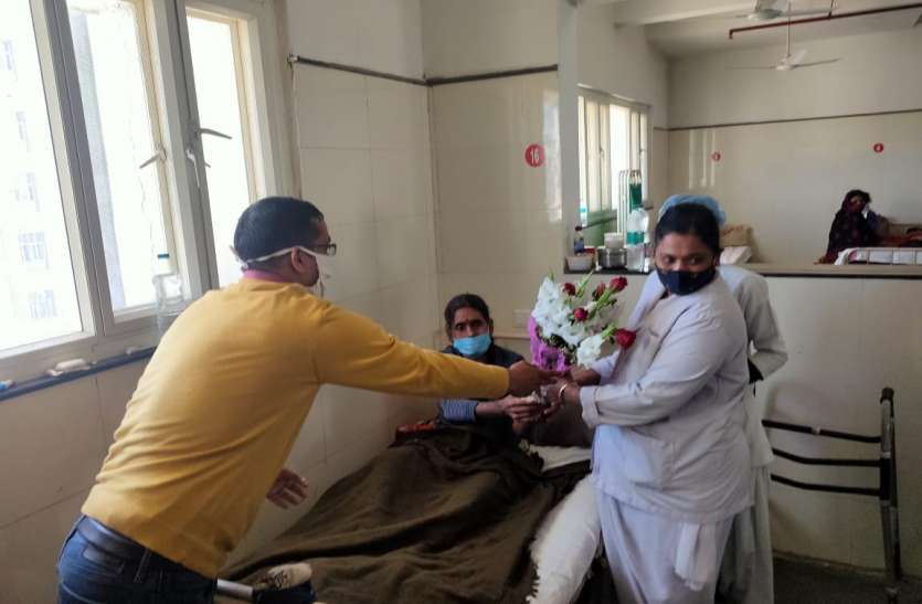दस माह से घिसट रही थी, जिला अस्पताल में मुफ्त में हो गया कूल्हा प्रत्यारोपण दस माह से घिसट रही थी, जिला अस्पताल में मुफ्त में हो गया कूल्हा प्रत्यारोपण