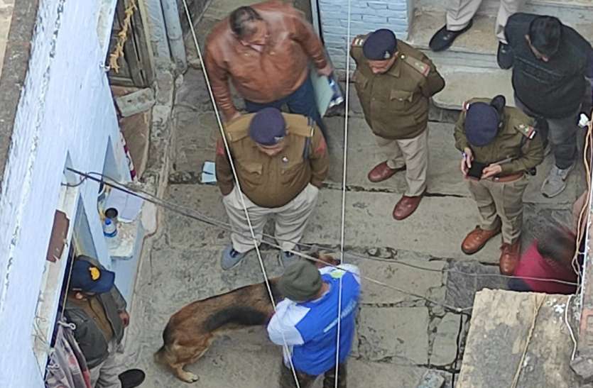 पत्नी की रात को हत्या, पति पर शक पत्नी की रात को हत्या, पति पर शक