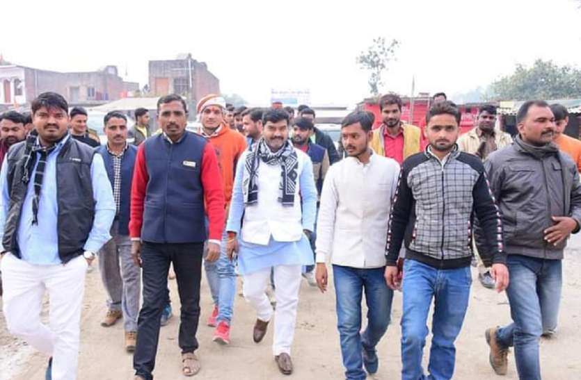 विधायक के घर नौकर की संदिग्ध परिस्थिति में मौत विधायक के घर नौकर की संदिग्ध परिस्थिति में मौत