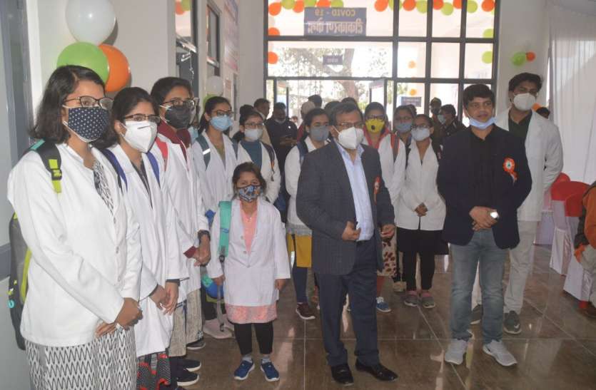 Corona Vaccine: Message sent on mobile of 800 health workers on the first day विंध्य में 2200 के मोबाइल पर भेजा मैसेज, 1125 हेल्थ वर्कर्स पहुंचे टीका लगवाने