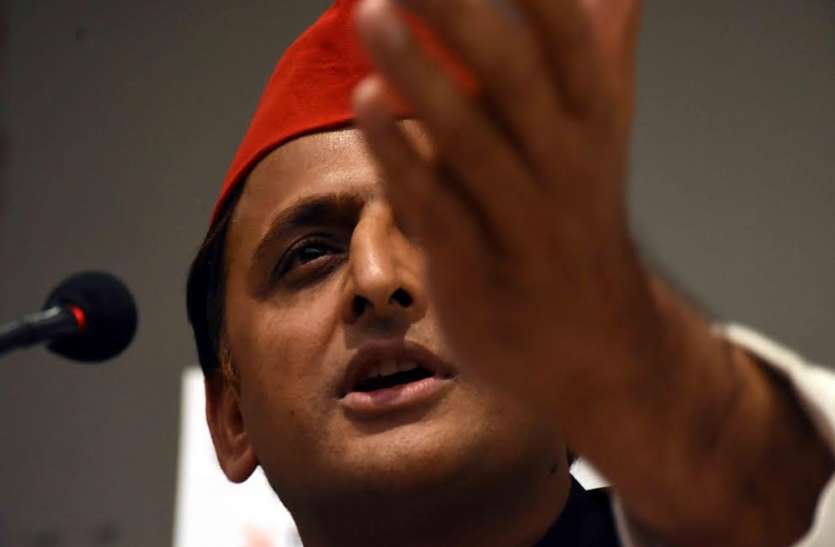 कलई भी इस सर्वेक्षण से खुल जाती है। कामकाज की लिस्ट में उत्तर प्रदेश का दसवां नम्बर भी नहीं : अखिलेश यादव