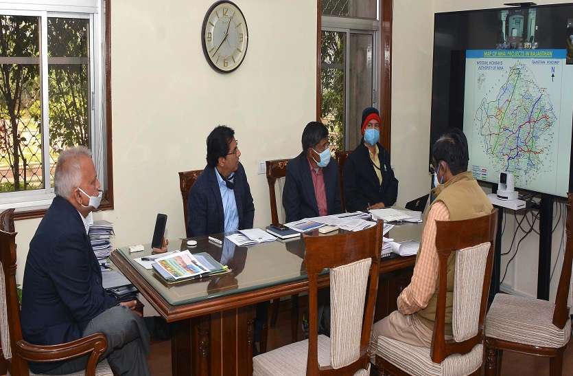 Chief Secretary reviewed NHAI projects मुख्य सचिव ने की एनएचएआई परियोजनाओं की समीक्षा