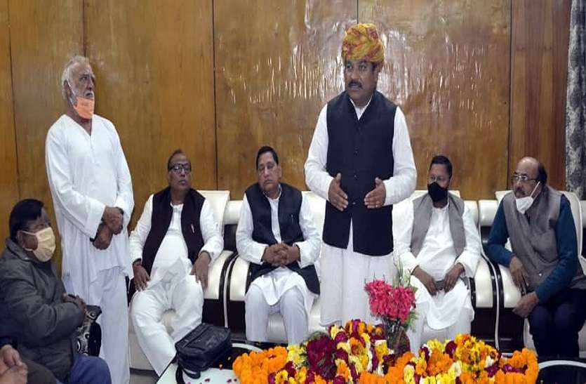मतलब विधायक ही तय करेंगे ब्लॉक अध्यक्ष व जिलाध्यक्ष मतलब विधायक ही तय करेंगे ब्लॉक अध्यक्ष व जिलाध्यक्ष