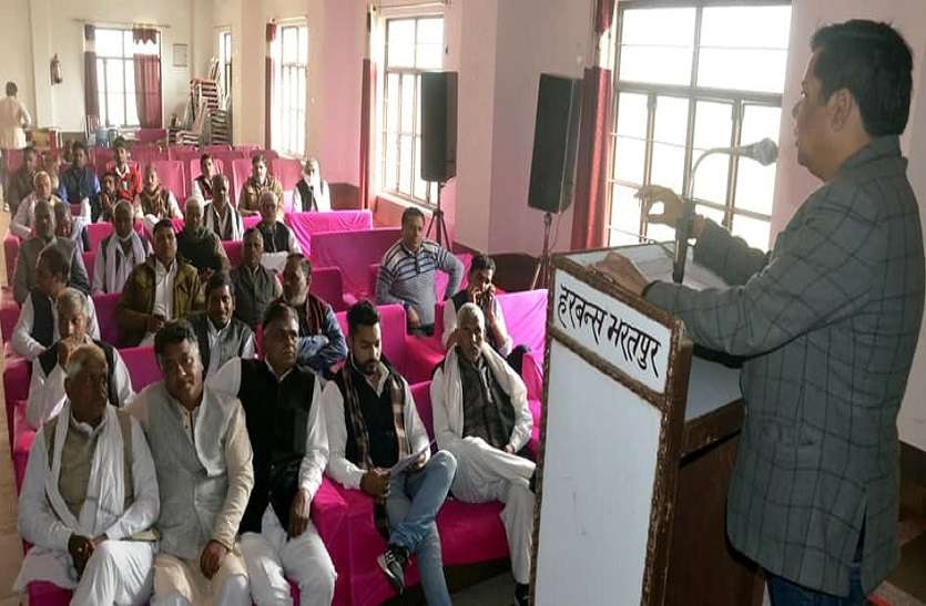 पार्षदजी को विकास से ज्यादा मानदेय की चिंता...वाह री शहरी सरकार पार्षदजी को विकास से ज्यादा मानदेय की चिंता...वाह री शहरी सरकार