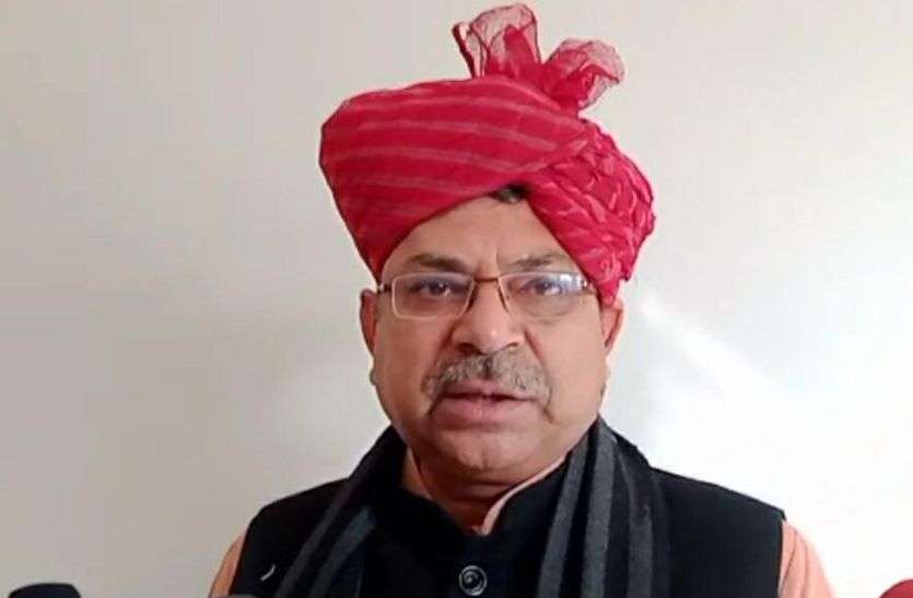 केवल नारे लगाती है कांग्रेस, माकपा के साथ कर रही किसान आंदोलन- भाजपा प्रदेशाध्यक्ष केवल नारे लगाती है कांग्रेस, माकपा के साथ कर रही किसान आंदोलन- भाजपा प्रदेशाध्यक्ष