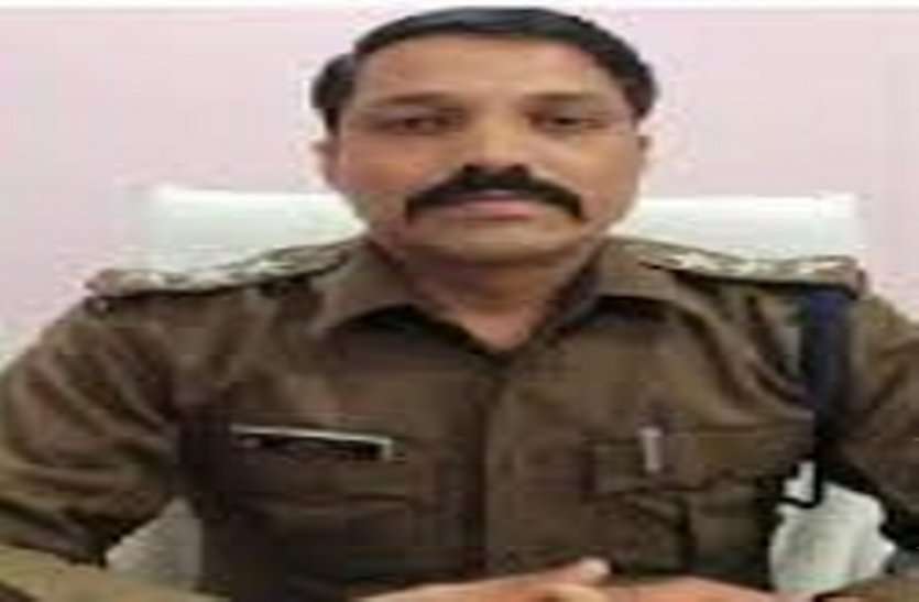 BIG Breaking : सेवाढ़ा टीआई पर एफआइआर, नायब तहसीलदार ने दर्ज कराई कोतवाली में शिकायत BIG Breaking : दतिया जिले के सेवढ़ा टीआई पर एफआइआर, नायब तहसीलदार ने दर्ज कराई कोतवाली में शिकायत