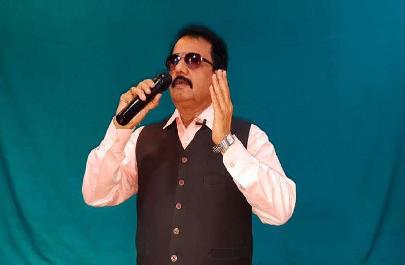चि_ी आई है वतन से चि_ी आई है... चि_ी आई है वतन से चि_ी आई है...