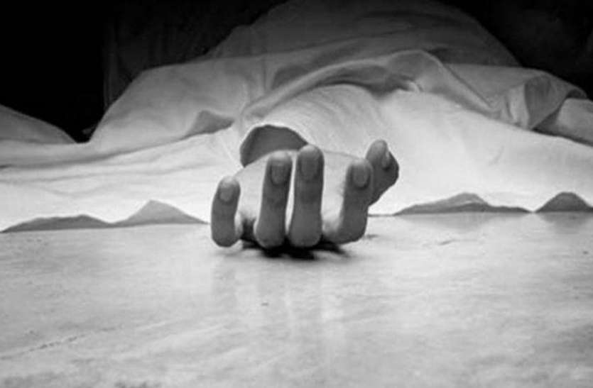 body.jpg खौफनाक: जयपुर के इस छोटे से गांव में लगातार तीसरी लाश मिली.... एक का भी राज नहीं खोल सकी पुलिस