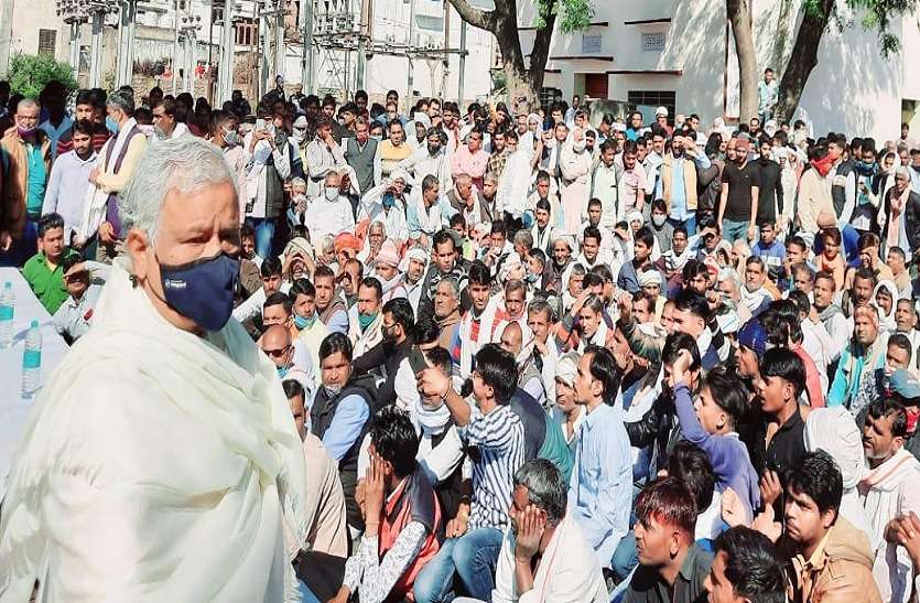 BJP MP Dr Kirori Lal Meena Farmers Rally in Lalsot, latest update news कृषि कानूनों के विरोध के बीच BJP सांसद डॉ किरोड़ी लाल मीणा की ‘किसान आक्रोश रैली’, जानें क्या है इरादा?