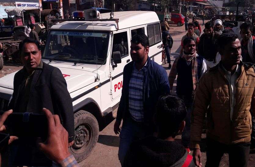 14 child laborers freed, shopkeepers created panic 14 बाल श्रमिकों को कराया मुक्त, दुकानदारों में मची खलबली