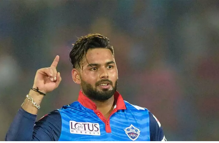 rishabh pant बॉर्डर-गावस्कर ट्रॉफी जीतने के बाद दिल्ली पहुंचे ऋषभ पंत, कहा - मैं बहुत खुश हूं