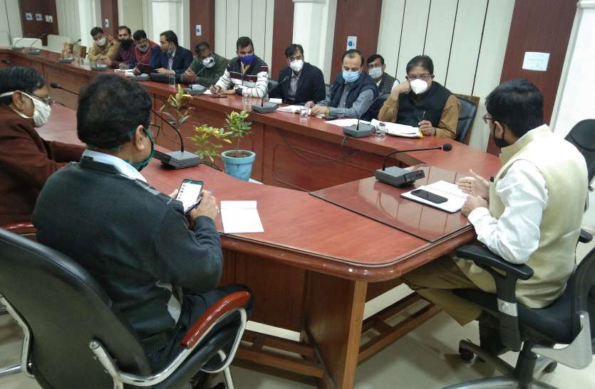 समन्वय से कार्य कर सभी तैयारियां समय पर कर लें प्रकोष्ठ प्रभारी-मेहता समन्वय से कार्य कर सभी तैयारियां समय पर कर लें प्रकोष्ठ प्रभारी-मेहता