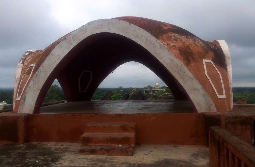 tripuri_01.jpg