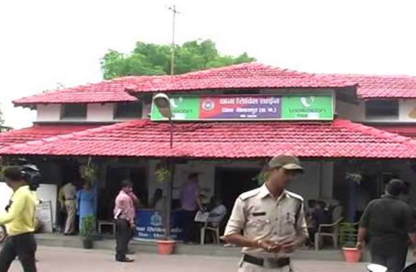 civil_line_bsp.jpg चोरी के आरोपी ने थाने में पीया फिनाइल, अस्पताल में भर्ती