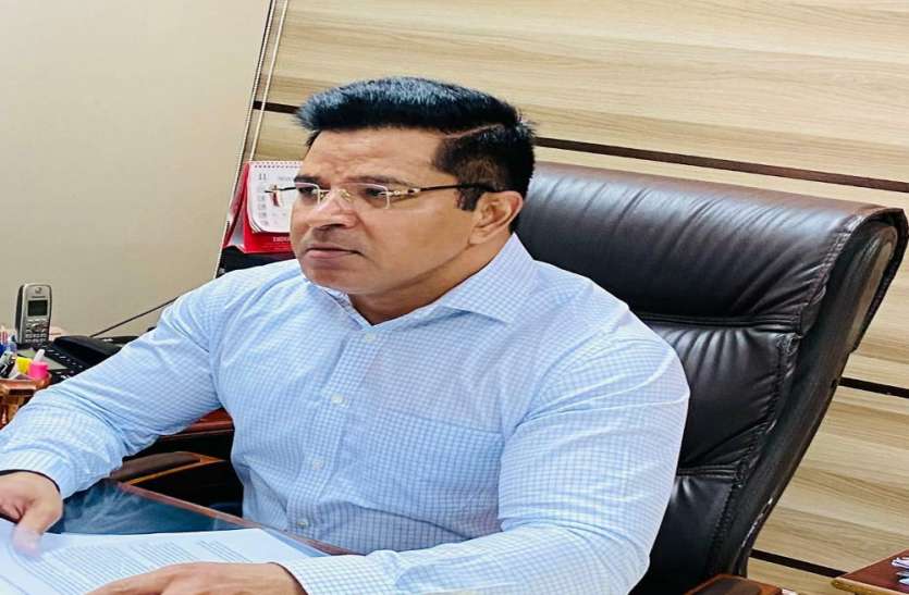 बालिकाओं व महिलाओं को प्रशासनिक पदों पर बैठा होगा सम्मान, पढ़िए पूरी खबर बालिकाओं व महिलाओं को प्रशासनिक पदों पर बैठा होगा सम्मान, पढ़िए पूरी खबर