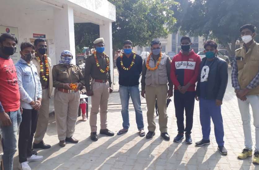 नेताजी सुभाषचंद्र बोस की जयंती मनाई नेताजी सुभाषचंद्र बोस की जयंती मनाई