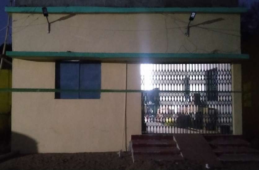 ओपीडी भवन के लिए गलती से ज्यादा मिल गए 48 लाख रुपए, मनमाना किया खर्च, एसडीएम कर रहे जांच ओपीडी भवन के लिए गलती से ज्यादा मिल गए 48 लाख रुपए, मनमाना किया खर्च, एसडीएम कर रहे जांच