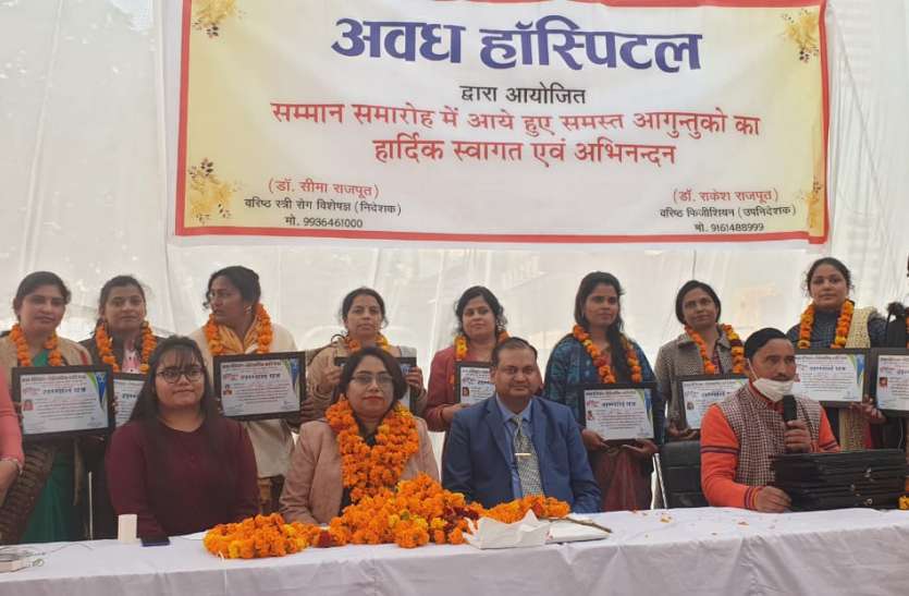 मिशन शक्ति अभियान की सहयोगी मीना मंच सुगम करता टीम का कार्य सराहनीय - डॉ राकेश राजपूत मिशन शक्ति अभियान की सहयोगी मीना मंच सुगम करता टीम का कार्य सराहनीय - डॉ राकेश राजपूत