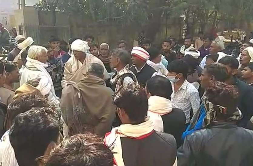 विवाहिता व युवती की संदिग्ध मौत, हत्या का मामला दर्ज विवाहिता व युवती की संदिग्ध मौत, हत्या का मामला दर्ज