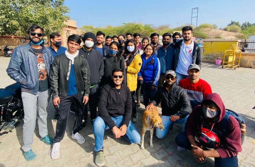 सोशल मीडिया पर लगाई ‘पुकार’ और खड़ी हो गई टीम सोशल मीडिया पर लगाई ‘पुकार’ और खड़ी हो गई टीम