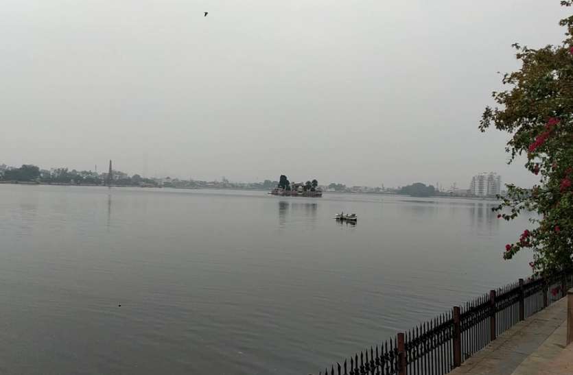 शीतलहर से गलन बढ़ी, छूट रही धूजणी शीतलहर से गलन बढ़ी, छूट रही धूजणी