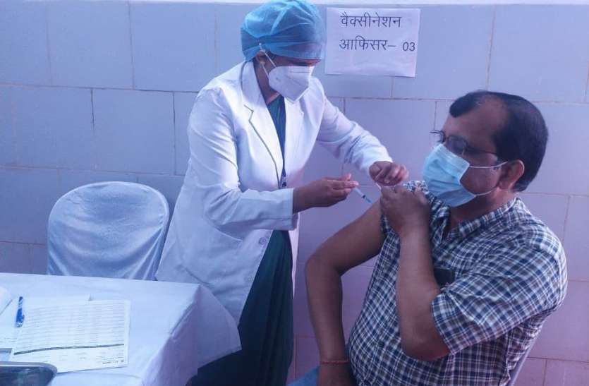 , एक दिन में 831 लोगों को लगा कोवीशील्ड का डोज, पढ़ें पूरी खबर