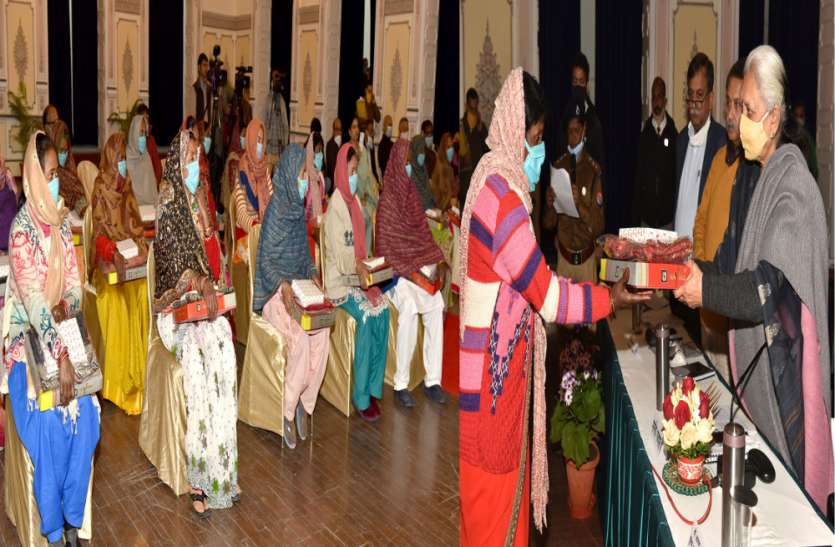 रिहा महिला कैदी अपने सामाजिक दायित्यों का निर्वहन करें -राज्यपाल रिहा महिला कैदी अपने सामाजिक दायित्यों का निर्वहन करें -राज्यपाल