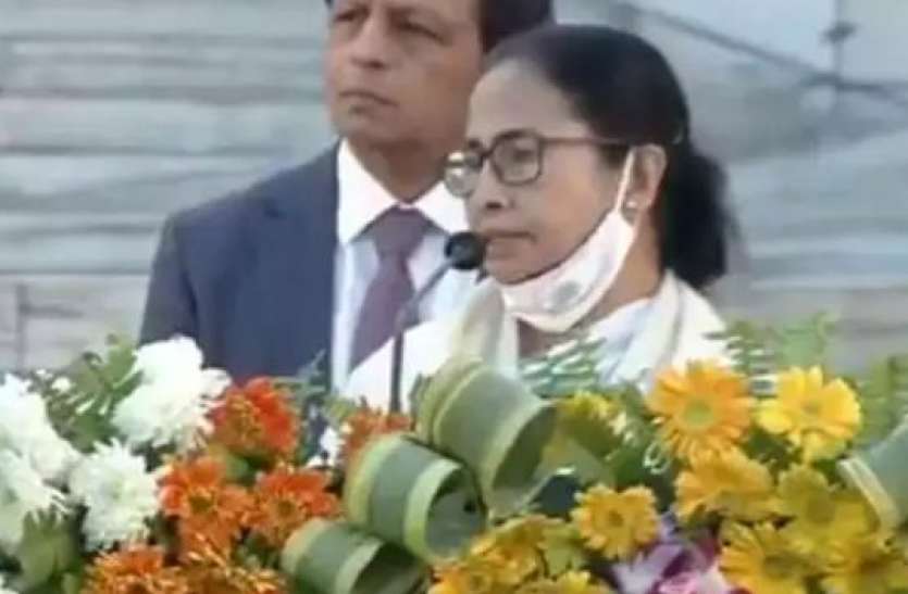 mama banerjee 'जय श्री राम' के नारे से खफा Mamata Banerjee ला सकती हैं निंदा प्रस्ताव, कांग्रेस और सीपीएम ने किया किनारा