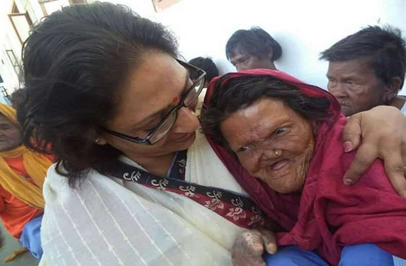 चकरा रही चिकित्सा, अपना घर में शारदा की 3 रिपोर्ट भी पॉजिटिव चकरा रही चिकित्सा, अपना घर में शारदा की 3 रिपोर्ट भी पॉजिटिव