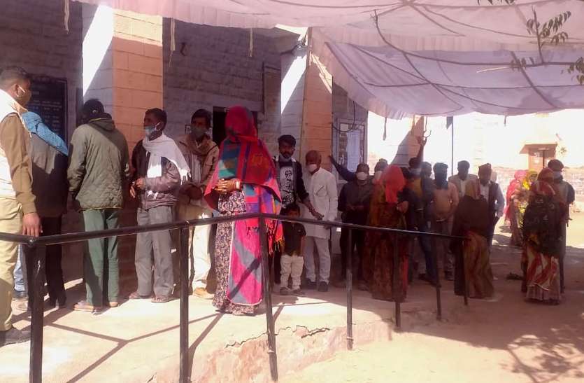 वार्ड संख्या 1, 4 व 25 में सर्वाधिक 97.3 प्रतिशत व वार्ड संख्या 11 में सबसे कम 79.24 प्रतिशत लोगों ने डाले मत वार्ड संख्या 1, 4 व 25 में सर्वाधिक 97.3 प्रतिशत व वार्ड संख्या 11 में सबसे कम 79.24 प्रतिशत लोगों ने डाले मत
