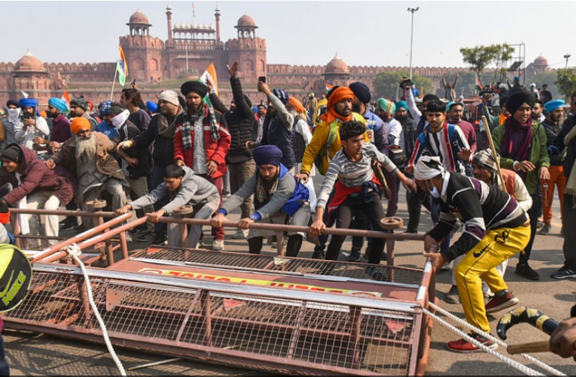 red fort SC में उठा किसान रैली का मुद्दा, CJI केंद्र से बोले - आपने आंखें क्यों मूंद रखी हैं, कुछ करते क्यों नहीं?