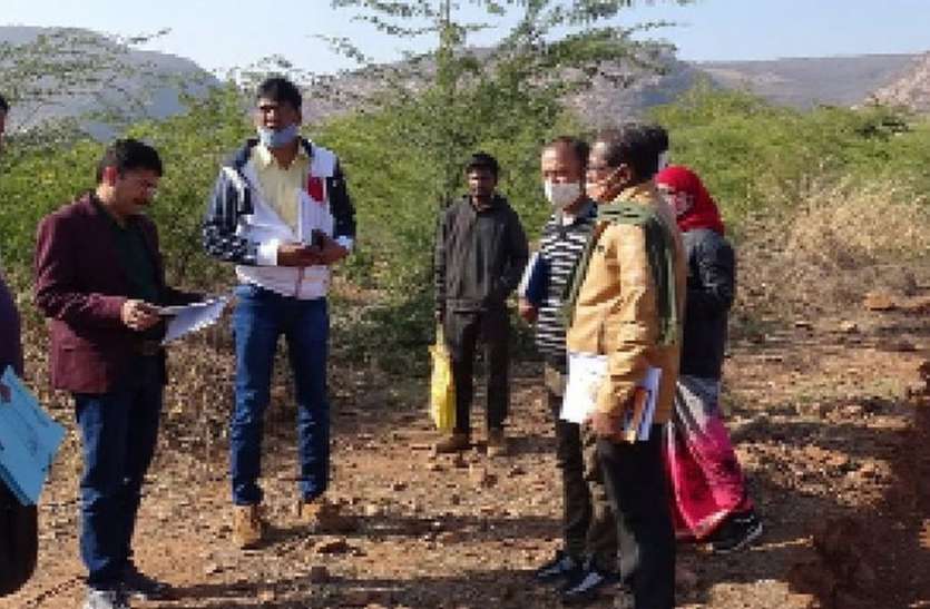सीइओ ने किया निरीक्षण, ग्राम विकास अधिकारी निलंबित सीइओ ने किया निरीक्षण, ग्राम विकास अधिकारी निलंबित