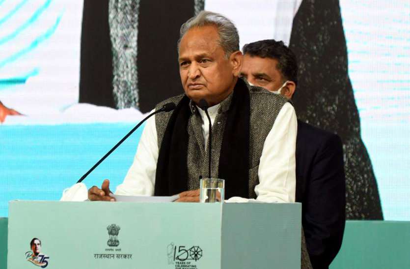 a4.jpg राजस्थान में अब मिलेगा पांच लाख तक का मुफ्त इलाज, मुख्यमंत्री ने की योजना की शुरुआत