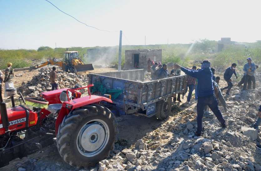 Barmer news नगर परिषद ने तीन करोड़ रुपए की जमीन पर हुए अतिक्रमण हटाए, जानिए पूरी खबर