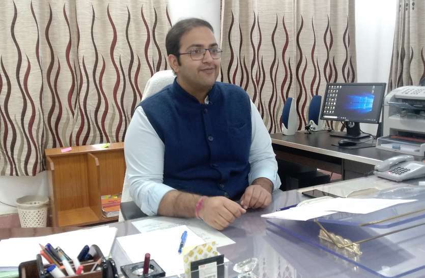शिक्षा निदेशक सौरभ स्वामी के खिलाफ एसओजी जांच की मांग शिक्षा निदेशक सौरभ स्वामी के खिलाफ एसओजी जांच की मांग
