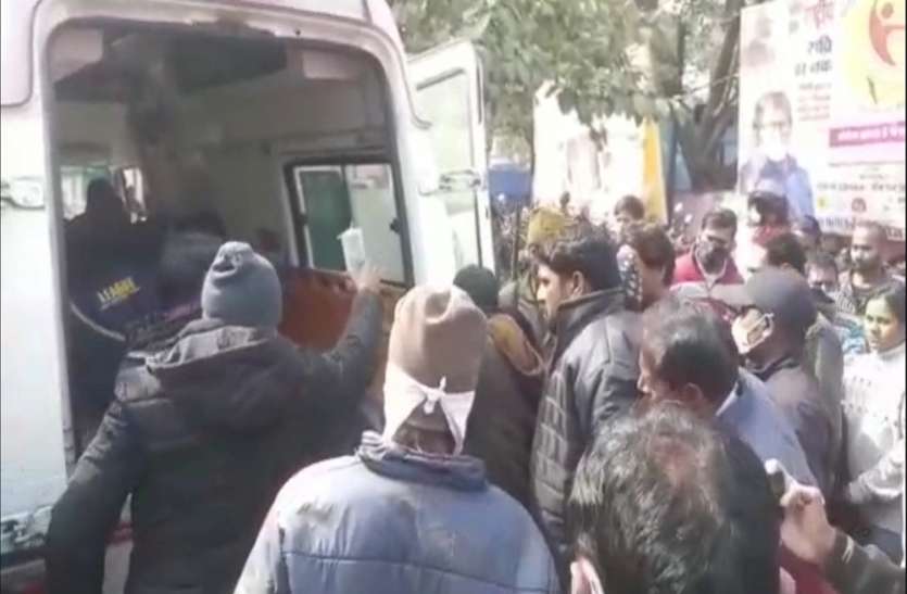 जमीन विवाद में पाड़ोसी को मारी गोली, आरोपी फरार जमीन विवाद में पाड़ोसी को मारी गोली, आरोपी फरार