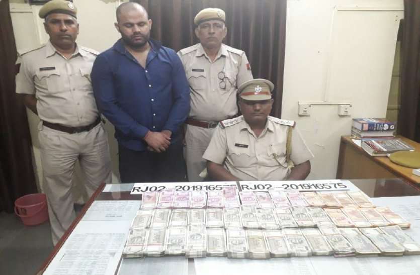 Papla Gurjar Identification Done In Behror Jail पपला गुर्जर की बहरोड़ जेल में शिनाख्त कराई, जिन पुलिसकर्मियों ने पहले गिरफ्तार किया था, उन्ही से फिर हुआ सामना