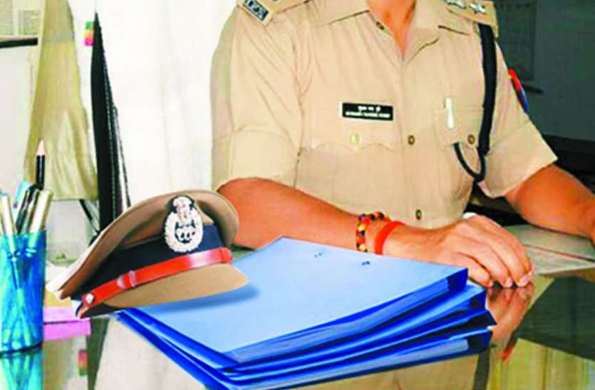 थानेदार लाइन हाजिर, एएसआई और कांस्टेबल निलम्बित थानेदार लाइन हाजिर, एएसआई और कांस्टेबल निलम्बित