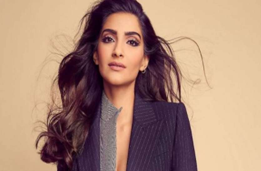 sonam kapoor hair tips Sonam Kapoor ने बालों को पोषित रखने के बताए खास तीन सरल उपाय, जानिए उनके खूबसूरत बालों का राज़