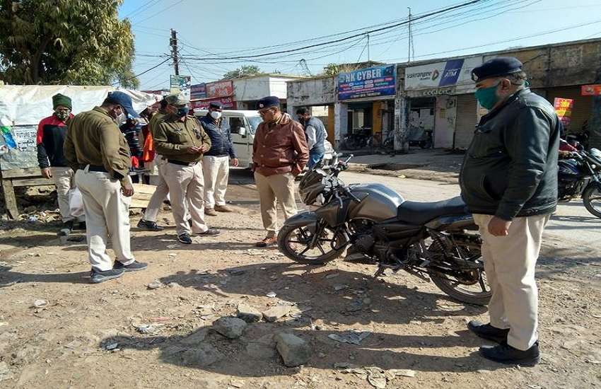 Car riders shot and killed bike rider