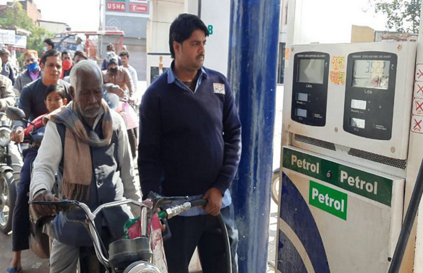 ,Petrol price in the district crosses Rs 95