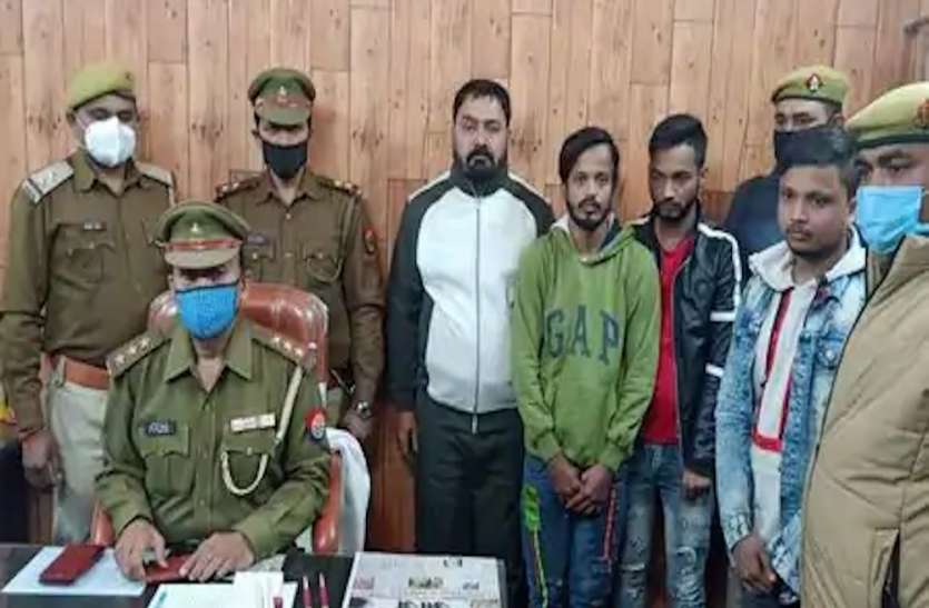 बाली बेचकर बनारस से मायानगरी घूमने निकली थीं तीन छात्राएं, मुंबई की चमक दमक देख एक साथ भागी थीं तीनों लड़कियां, चार युवक भी गिरफ्तार बाली बेचकर बनारस से मायानगरी घूमने निकली थीं तीन छात्राएं, मुंबई की चमक दमक देख एक साथ भागी थीं तीनों लड़कियां, चार युवक गिरफ्तार