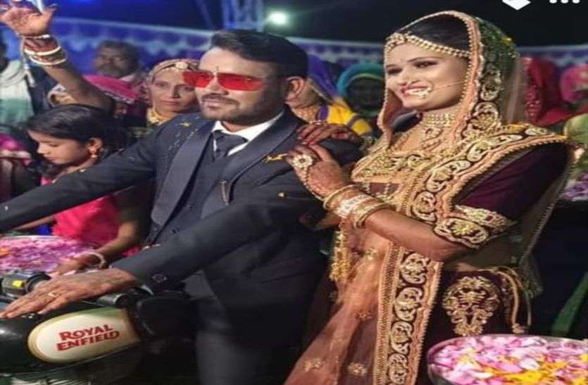 करंट बना काल : नवनिवाहिता का सुहाग उजड़ा, तो बुजुर्ग माता-पिता से छिन गई बुढ़ापे की लाठी करंट बना काल : नवनिवाहिता का सुहाग उजड़ा, तो बुजुर्ग माता-पिता से छिन गई बुढ़ापे की लाठी