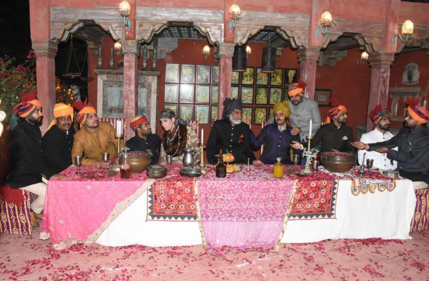 विदेशी महिला वर्षों से राजस्थानी चित्रकारी, परंपरा, खान-पान रीत रिवाज पर कर रही काम विदेशी महिला वर्षों से राजस्थानी चित्रकारी, परंपरा, खान-पान रीत रिवाज पर कर रही काम