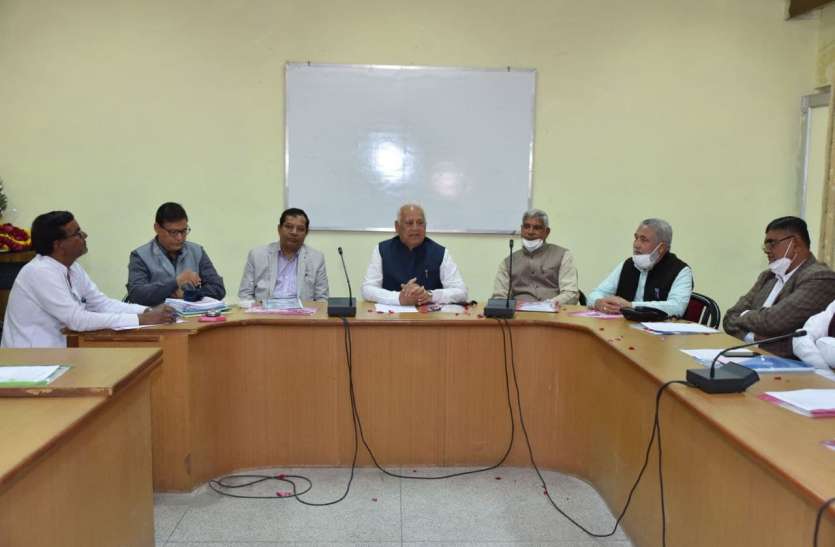 पार्षदों का मानदेय बढ़ाने की उठी मांग, श्रेणीनुसार किया जाए पदस्थापन पार्षदों का मानदेय बढ़ाने की उठी मांग, श्रेणीनुसार किया जाए पदस्थापन